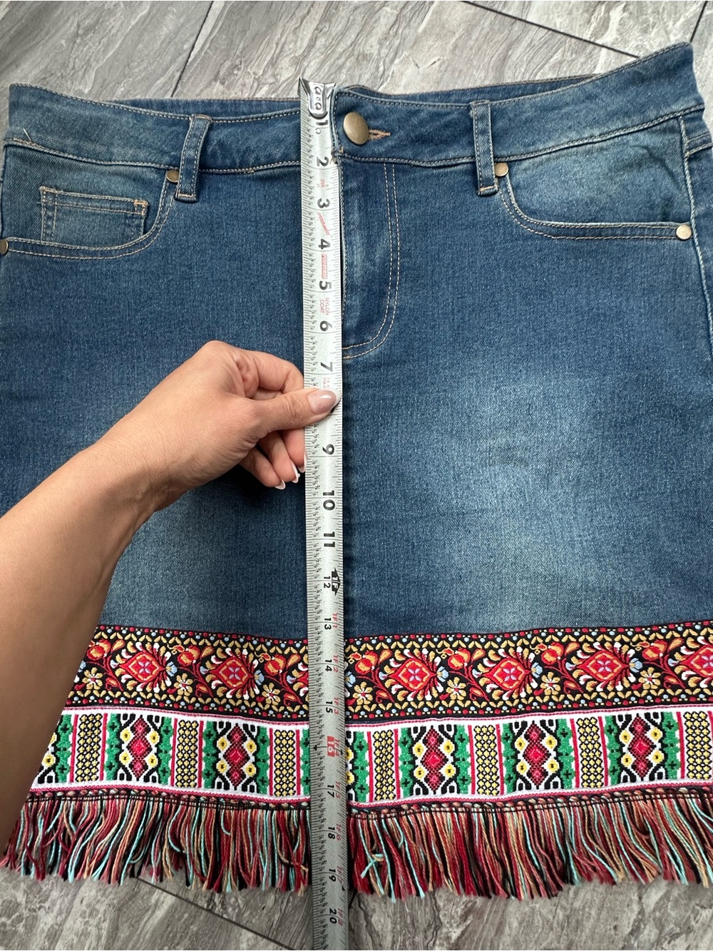 Cato Denim Skirt Womens Size 12 Blue Jean Skirt Embroidered Fringe Hem - Picture 7 of 7